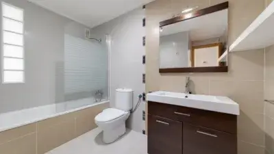 Piso en venta en Calle de Campoamor, 25, cerca de Calle del Turco