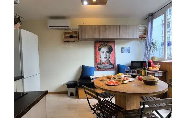 Rent 2 bedroom apartment of 55 m² in Barcelona