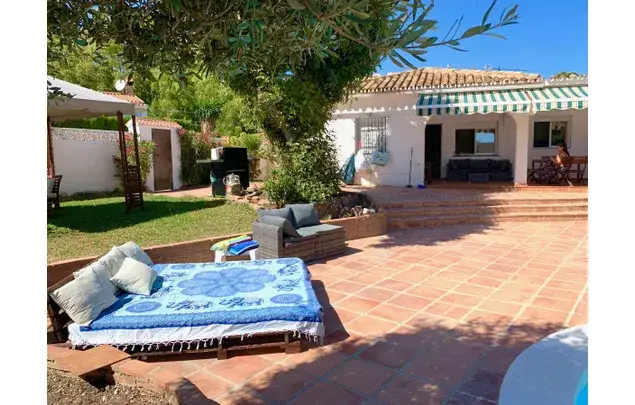 Villa en Dos Hermanas 4 dormitorios 135m2