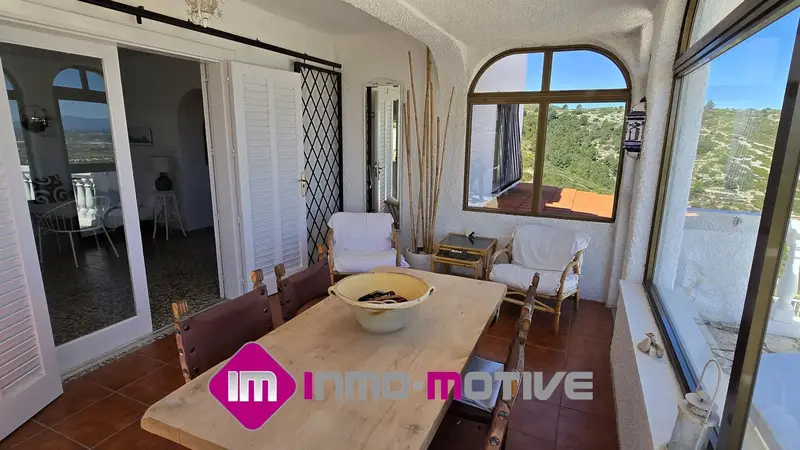 Chalet en Peñíscola con Vistas al Mar y Piscina