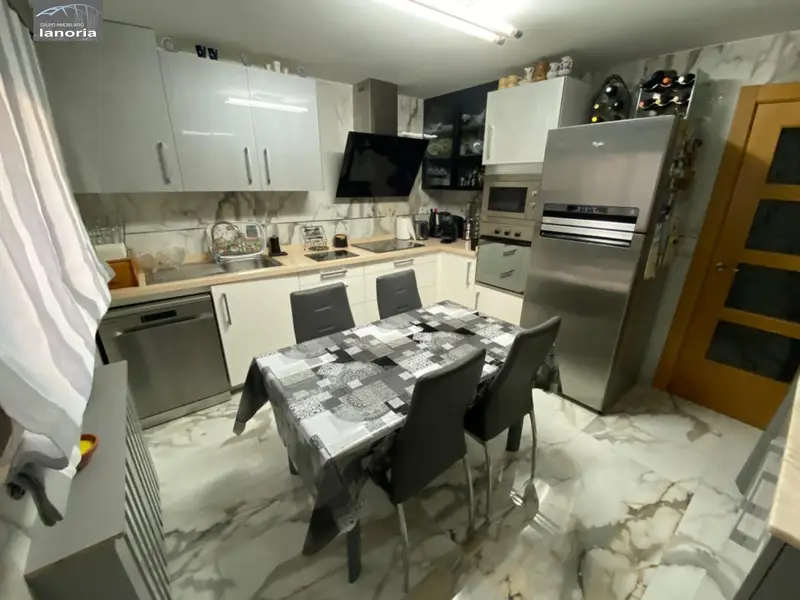 Venta Adosado 5 Dormitorios 4 Baños Albacete