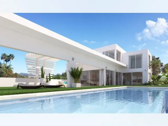Villa de Lujo en Marbella Cerca de la Playa 5 Dormitorios Piscina Infinita