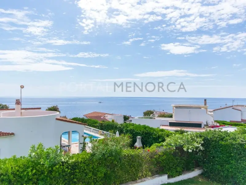 Chalet en venta en S'Algar Menorca con vistas al mar