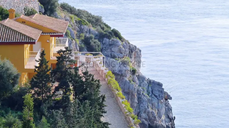 Chalet en Alquiler La Herradura Vistas al Mar Piscina Barbacoa