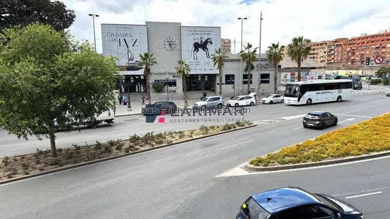 Oficina en Venta en Alicante Centro