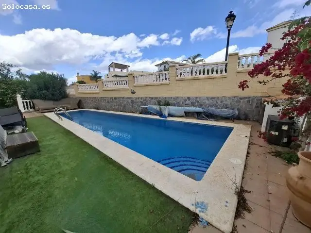 Encantadora Villa De 3 Dormitorios Con Piscina Climatizada En Agua Nueva, Turre