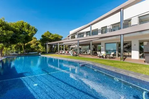 Villa Moderna en Altea Costa Blanca 5 Dormitorios Lujo Primera Linea de Mar