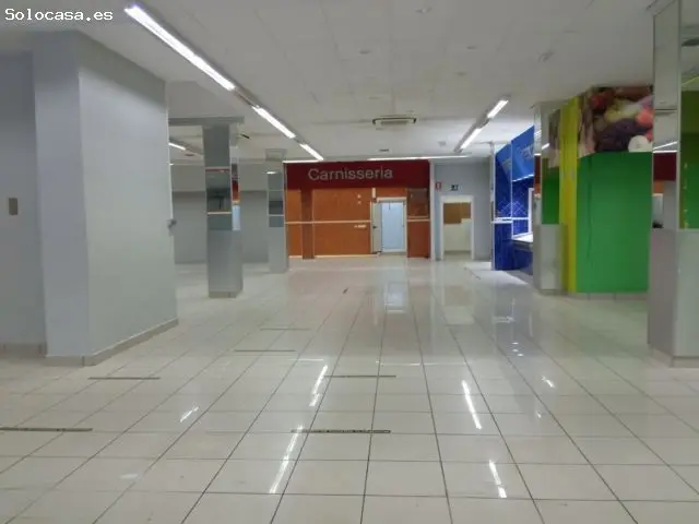 Local Comercial Supermercado Onil 1800m2