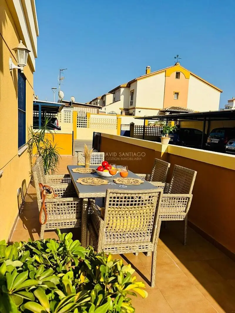 1 Cuarto Apartamento para alquiler a largo plazo
Algarrobo Costa, Málaga