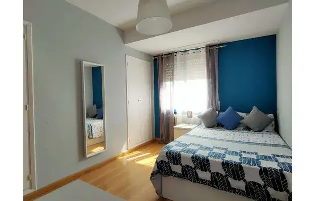 Habitación en piso de 140m² cerca Universidad Alcalá de Henares