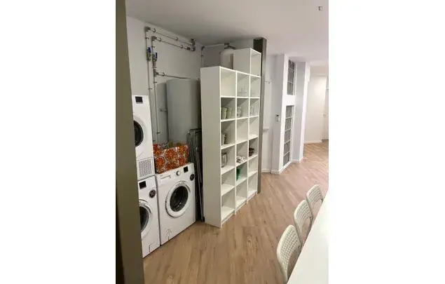 Apartamento 8 Dormitorios Manresa Estudiantes Trabajadores