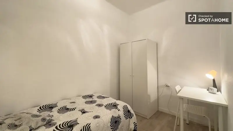 Apartamento 3 Dormitorios 1 Ba																																																																																																																																																																																																																																																																																																																																																																																																																																																																																																																																																																																																																																																																																																																																																																				
ño Barcelona Alquiler