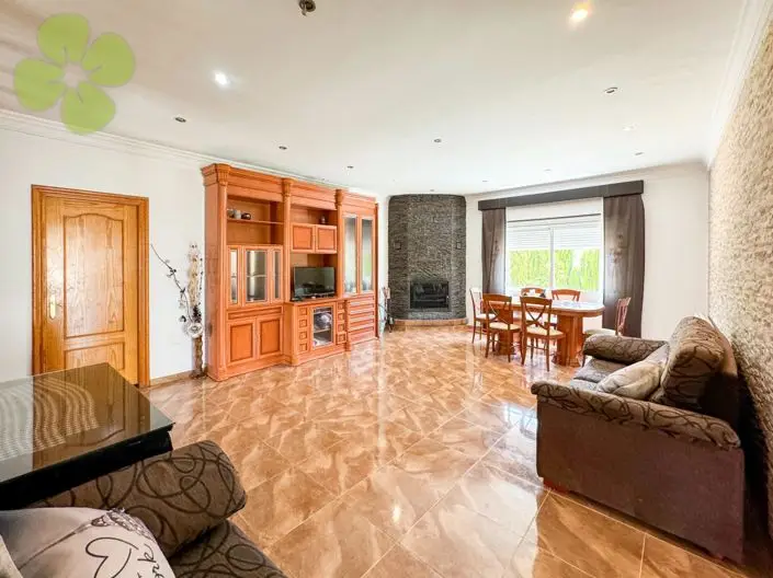 Villa 3 Dormitorios en Venta Los Cerricos