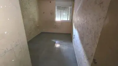 Piso 82m2 en Balaguer para Reformar Trastero 3 Dormitorios