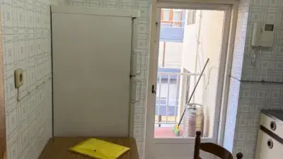 Piso en venta en Solares 3 dormitorios 80m2 para reformar