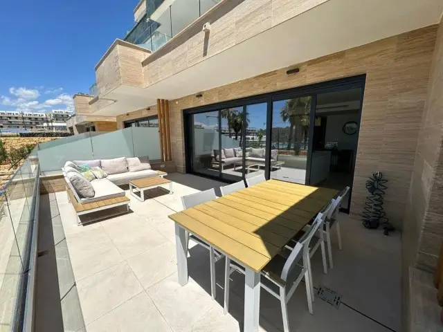 Piso de 3 Dormitorios en venta Finestrat, España