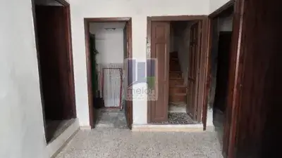 Casa en Venta cerca de Burgos: Cuatro Dormitorios, Desván y Trastero