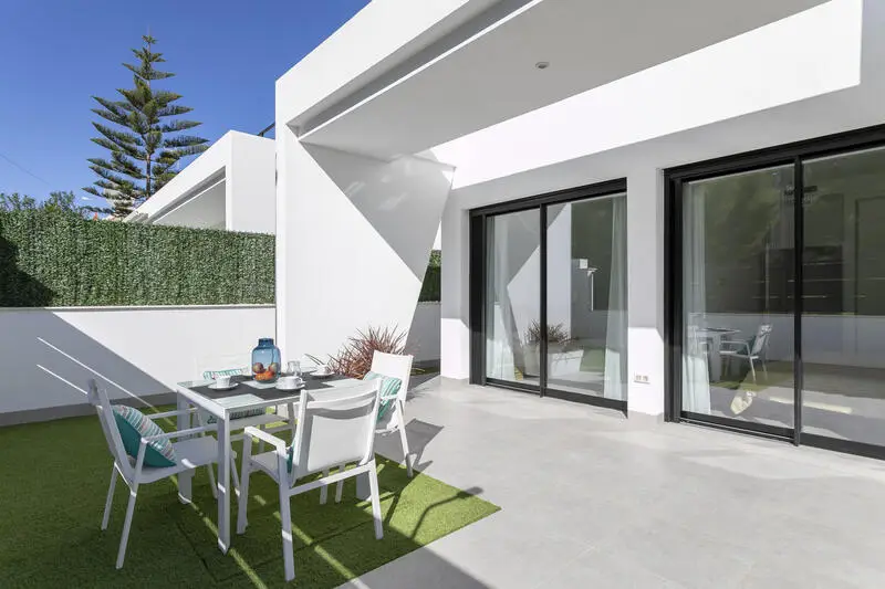 Villa en Venta 3 Dormitorios Piscina Privada Pinar de Campoverde