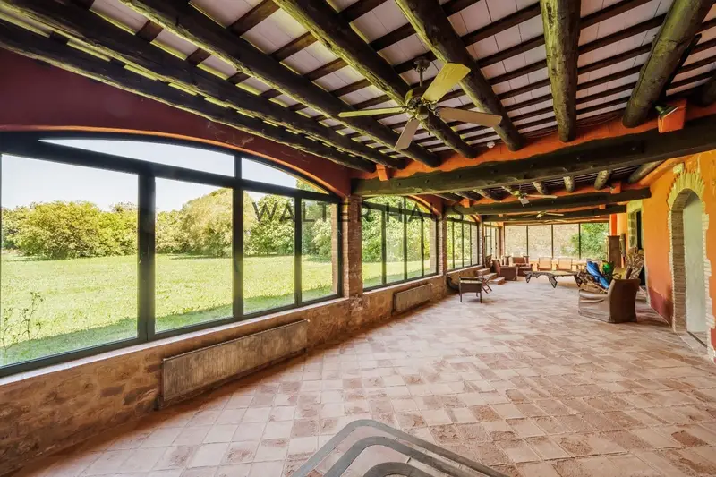 Masía en venta Girona 10 habitaciones 13 baños