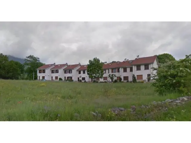 Chalet Adosado en Bra
																																				
					
avieja Monta
																																				
				
									
tilde;a Cantabria