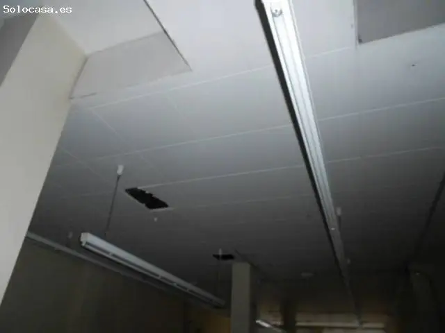 Local en Alquiler 120m2 Planta Baja Escaparate Baño