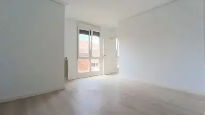 Piso en Venta Cerezo de Rio Tirón 3 habitaciones 2 baños