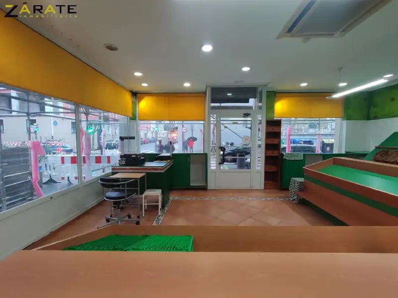 Venta Local Comercial Sarriko Deusto Bilbao 107m2 Fruteria