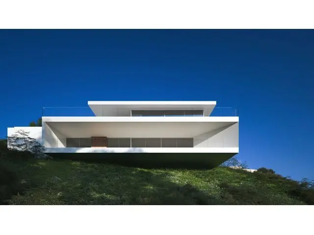 Villa de Lujo en Teulada con Piscina Infinita
