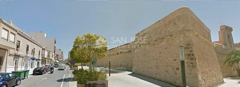 Casa en Venta Santa Pola Centro 290m2  a 300m Playa Garaje