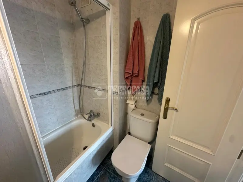Piso en venta en Reyes Catolicos 3 dormitorios