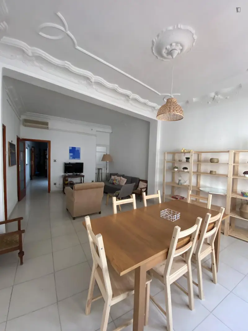 Piso 4 Habitaciones Jovenes 18 40 Anos