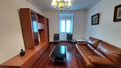 Piso en Alquiler en Debagoiena 3 habitaciones 98m2