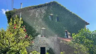 Casona con 14 Habitaciones en Saja Cantabria