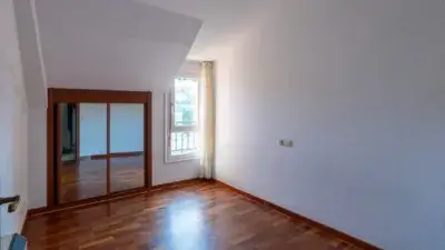 Piso en venta en Rúa Raxel, 14