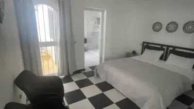 Duplex Moderno 9 Dormitorios Sierra Estepona