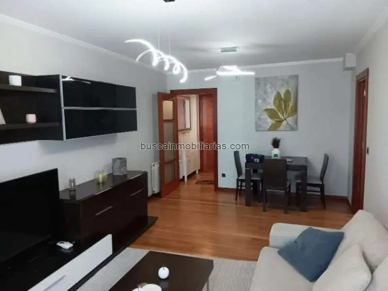 Piso en venta en Vigo 91m2 2 habitaciones 2 baños garaje trastero