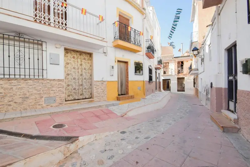 Venta Casa Amueblada Izbor Pinar