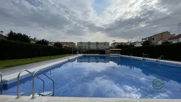 Casa en Venta Sevilla Este 5 Dormitorios 3 Baños Terraza Club Social