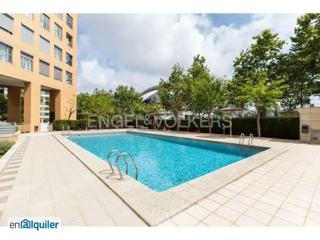 Alquiler piso piscina y terraza Quatre carreres