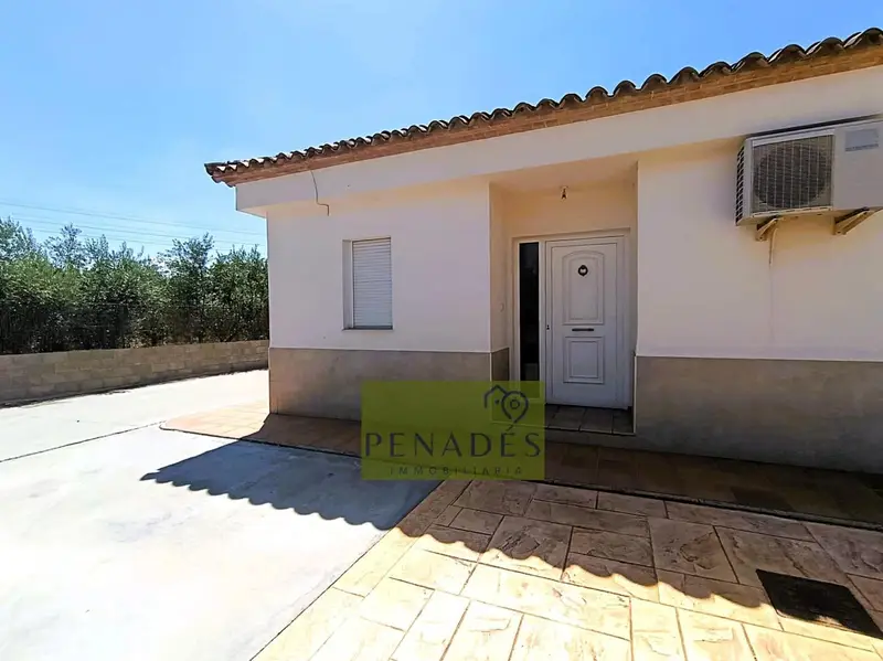 Chalet en Venta Ontinyent 3 Dormitorios Jardin Parking