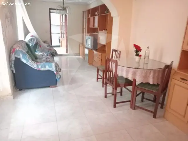 Piso en Venta Casco Antiguo 3 Dormitorios Patio Sótano