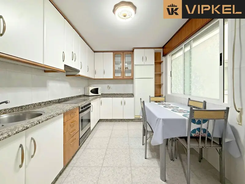 Venta de Piso en Cee con Vistas al Mar