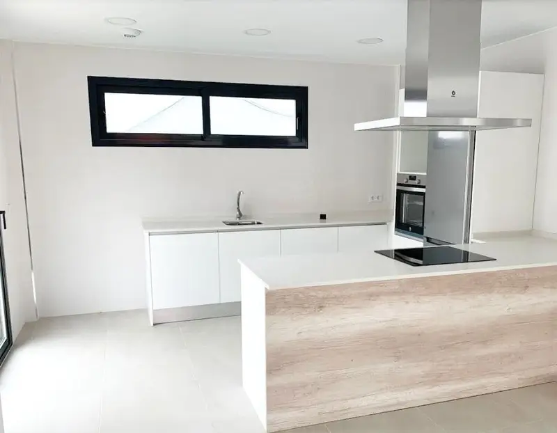 Chalet en Venta Manilva Malaga Piscina Privada Jardin