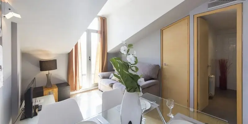 Apartamento 4 Dormitorios 1 Ba																																																																																																																																																																																																																																																																																																																																																																																																																																																																																																																																																																																																																																																																																																																																																																																																																																		
ño Madrid Alquiler