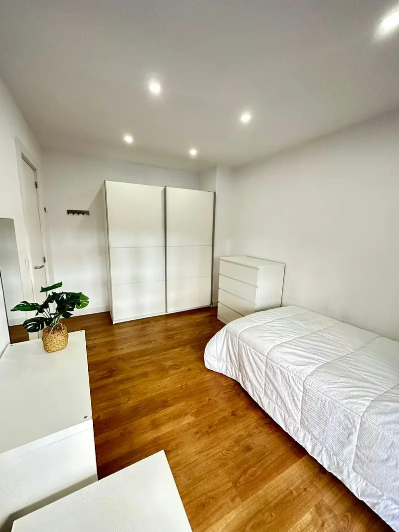 Habitacion Alquiler Pamplona Estudiantes Profesionales
