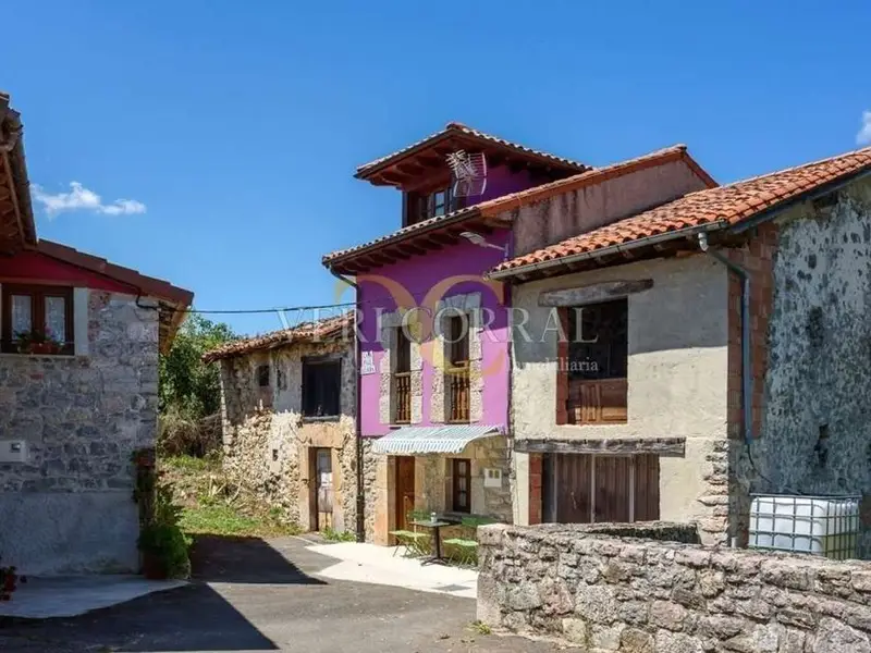 Chalet en Venta Alles Asturias 4 Dormitorios Cerca de Playas