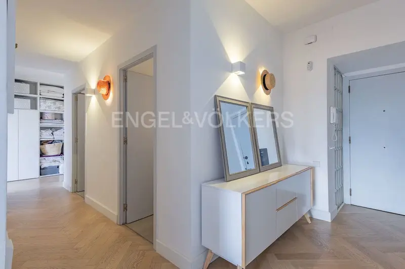 Apartamento Reformado 200m2 Sabadell 3 Habitaciones 3 Banos Parking