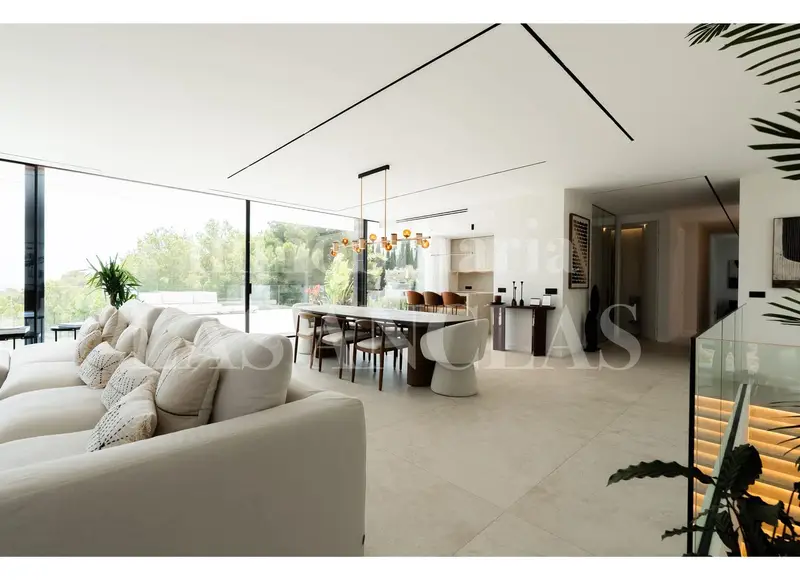 Chalet en venta en Santa Eulalia / Santa Eularia, Ibiza