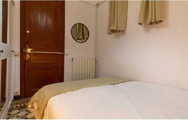 Alquiler piso 9 habitaciones Barcelona