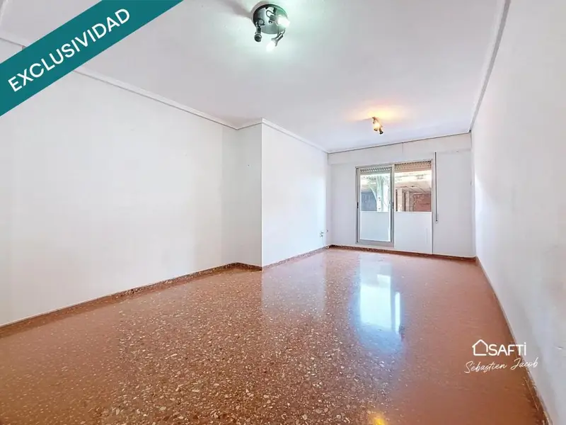 Piso en venta Denia Centro 4 habitaciones 2 baños reformados